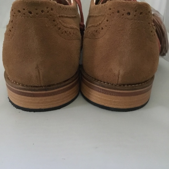 DRESS-UP SHOES FOR MEN. - Picture 3 of 10